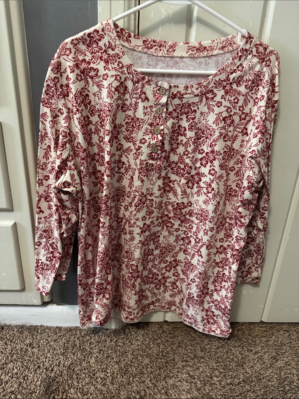 Women's Cream Henley Top with Red Floral Print. Excellent condition.